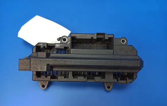BMW 7 E65 E66 Fuse module 6900583 10688710 6113690058301
