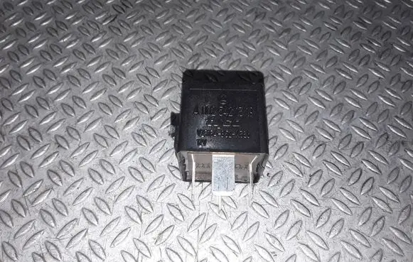 Mercedes-Benz A W169 Other relay 0025421319