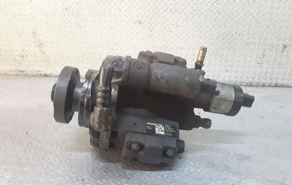 Ford Focus Fuel injection high pressure pump 5WS40094