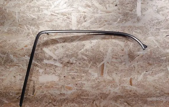 Mercedes-Benz S W140 Rear glass trim 