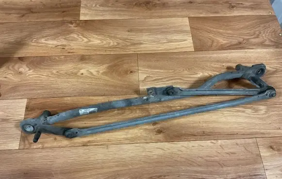 Volvo V70 Front wiper linkage 3397020958 1902082