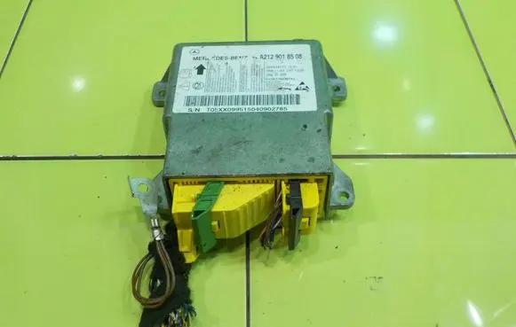 Mercedes-Benz E W212 Airbag control unit/module A2129018508
