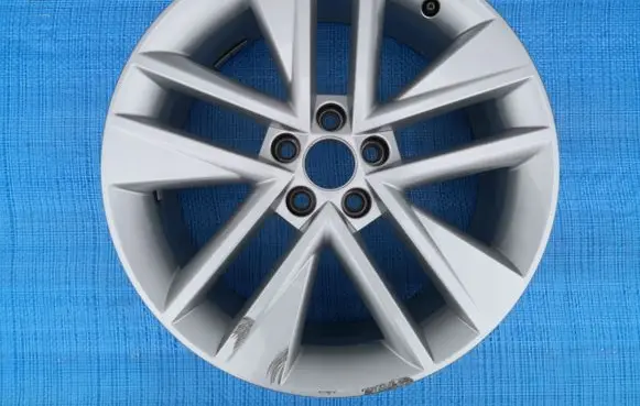 Skoda Fabia Mk3 (NJ) R17 carbon fiber rim 0JX17