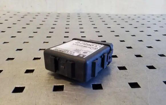 Subaru Forester SG Immobilizer control unit/module 88205SA000