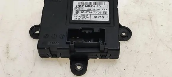 Ford Mondeo MK IV Door control unit/module 7G9T14B534AD 0507917300 14C236AC