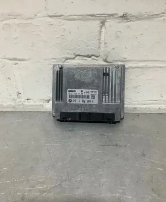 BMW 5 E60 E61 Engine control unit/module 7582306 0261209320