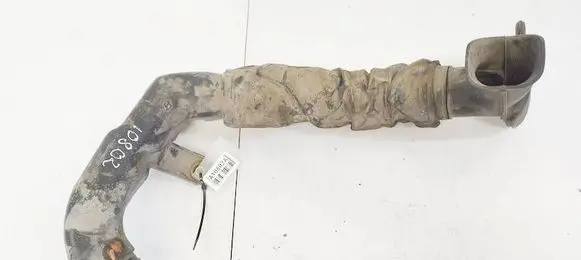 Air intake hose/pipe