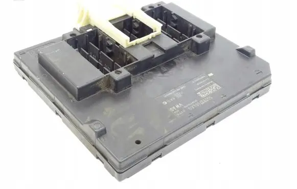 Audi A3 S3 8V Comfort/convenience module 5Q0937084AQ