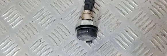 Nissan Murano Z51 Cigarette lighter front 