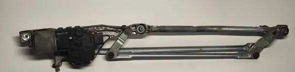 Ford Focus Front wiper linkage and motor 4M5117508AA