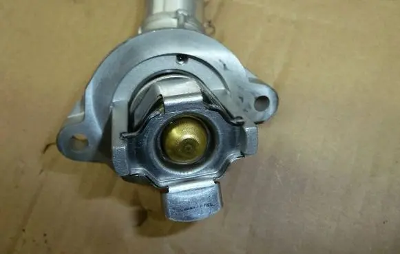 Opel Zafira C Thermostat 053547BB