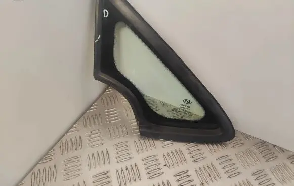 KIA Ceed Front triangle window/glass 86190A2000