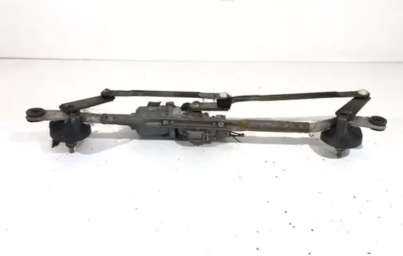 Front wiper linkage and motor