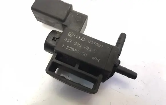 Volkswagen Golf V Turbo solenoid valve 037906283C