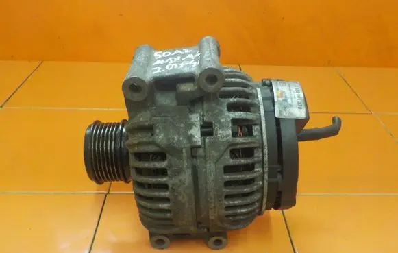 Audi A4 S4 B8 8K Generator/alternator 0986081370