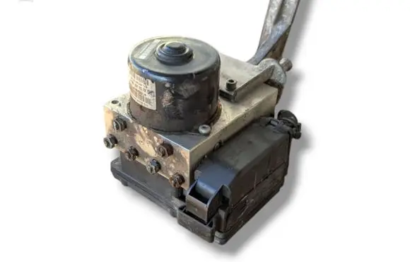 Mercedes-Benz C W203 ABS Pump A0064310312 A0365454032