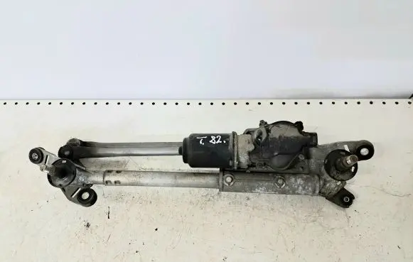 Honda FR-V Front wiper linkage and motor