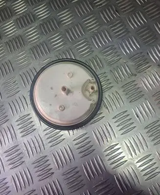 Toyota RAV 4 (XA40) Fuel level sensor 