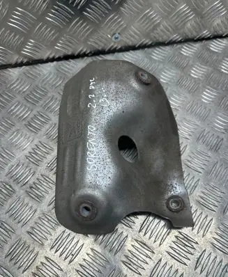 KIA Sorento Heat shield in engine bay 