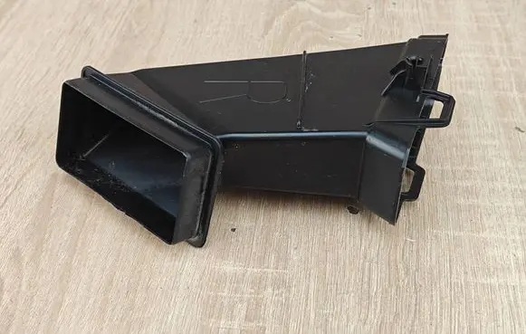 BMW X5 G05 Rain gutter 7434888