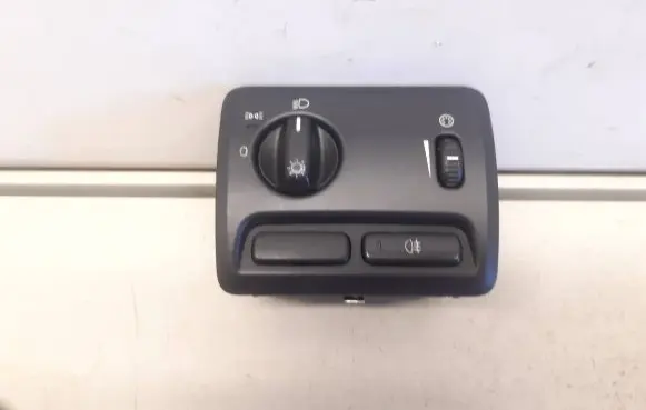 Volvo V70 Light switch ML072100056 30739311 06W07E02