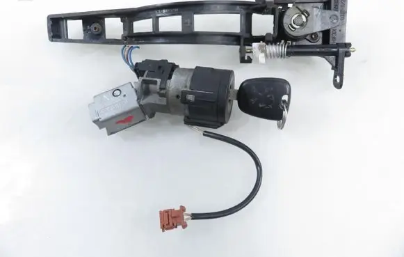 Peugeot 307 Ignition lock 9663123280