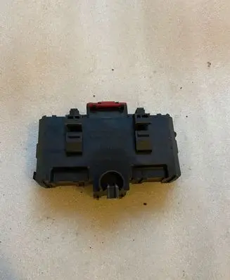 Mercedes-Benz C W203 Fuse box set A2035450301