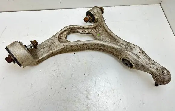 Volkswagen Touareg II Front control arm BTW