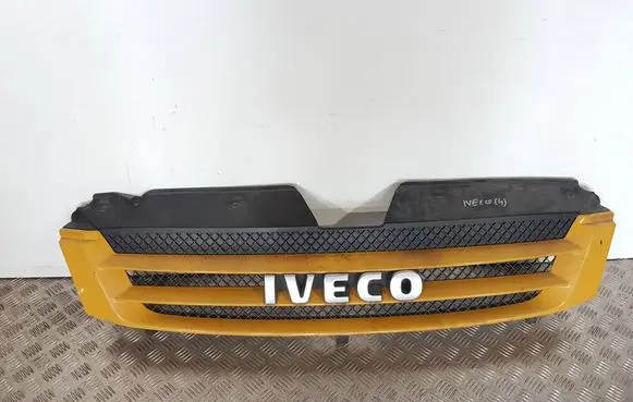 Iveco Daily 35 - 40.10 Front grill 3802801 38028012180