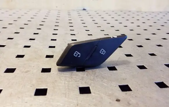 Central locking switch button