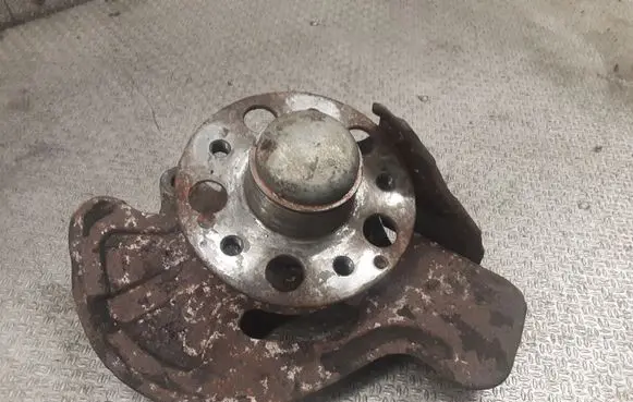 Mercedes-Benz C W203 Front wheel hub spindle knuckle