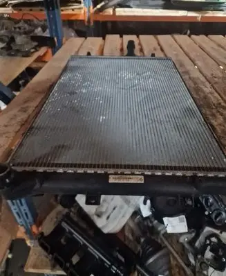 Volkswagen PASSAT B7 Coolant radiator 3C0121253AR