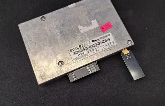 Audi A5 8T 8F Bluetooth control unit module 8T0862335C