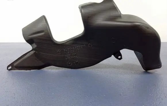 BMW 1 F40 Intake resonator 6823275