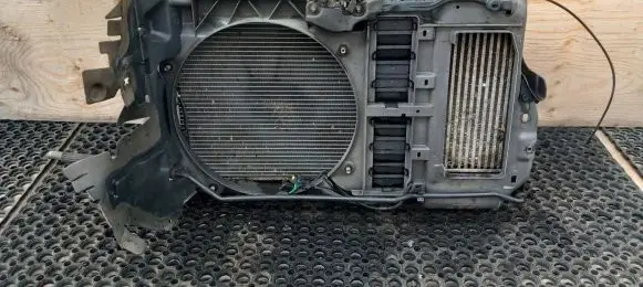 Citroen C5 Radiator support slam panel