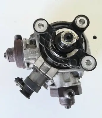 Volvo S60 Fuel injection high pressure pump 0445010618 31272896