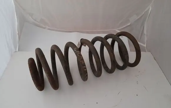 Jeep Grand Cherokee Rear coil spring