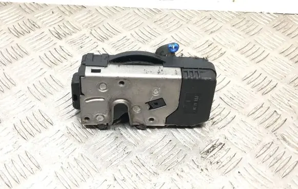 Renault Trafic II (X83) Front door lock 8200042332 91166235
