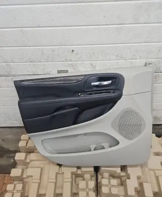 Dodge Grand Caravan Front door card panel trim 2352260 173322 1VP99BD1AC