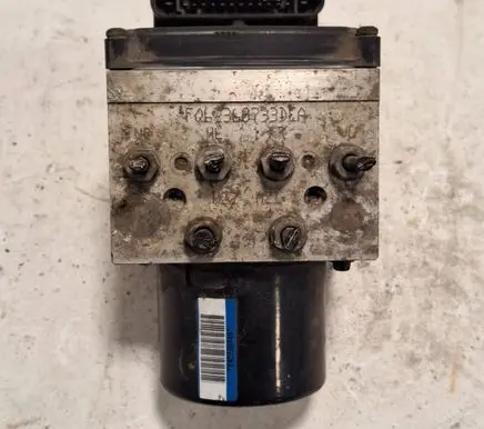 Volkswagen PASSAT B6 ABS Pump 16332501A 16332401 3C0614095P