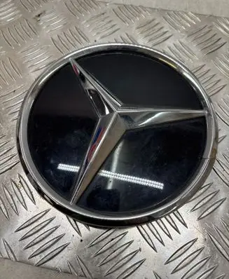 Mercedes-Benz A W177 AMG Manufacturer badge logo/emblem A0008880400 704938516