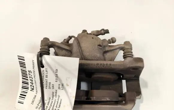 Volkswagen PASSAT B8 Front brake caliper