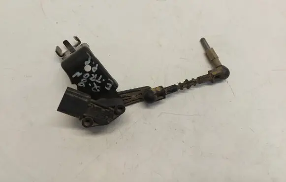 Headlight/headlamp level sensor