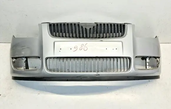 Skoda Fabia Mk2 (5J) Front bumper 5J0807221