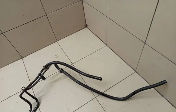 Audi 100 S4 C4 Power steering hose/pipe/line 