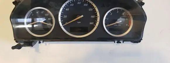 Mercedes-Benz C W204 Speedometer (instrument cluster) 2045404648