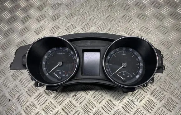Skoda Superb B6 (3T) Speedometer (instrument cluster) 3T2920911E V0009000 1052507991
