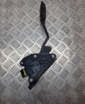 Honda CR-V Accelerator throttle pedal 31312H25