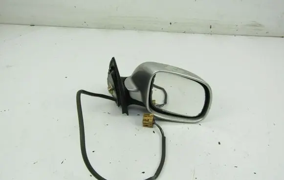 Skoda Fabia Mk1 (6Y) Manual wing mirror 