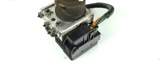 Ford Fiesta ABS Pump 4S61-2M110-CC D461
